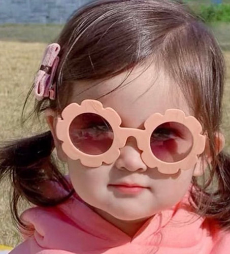 عینک آفتابی گلی