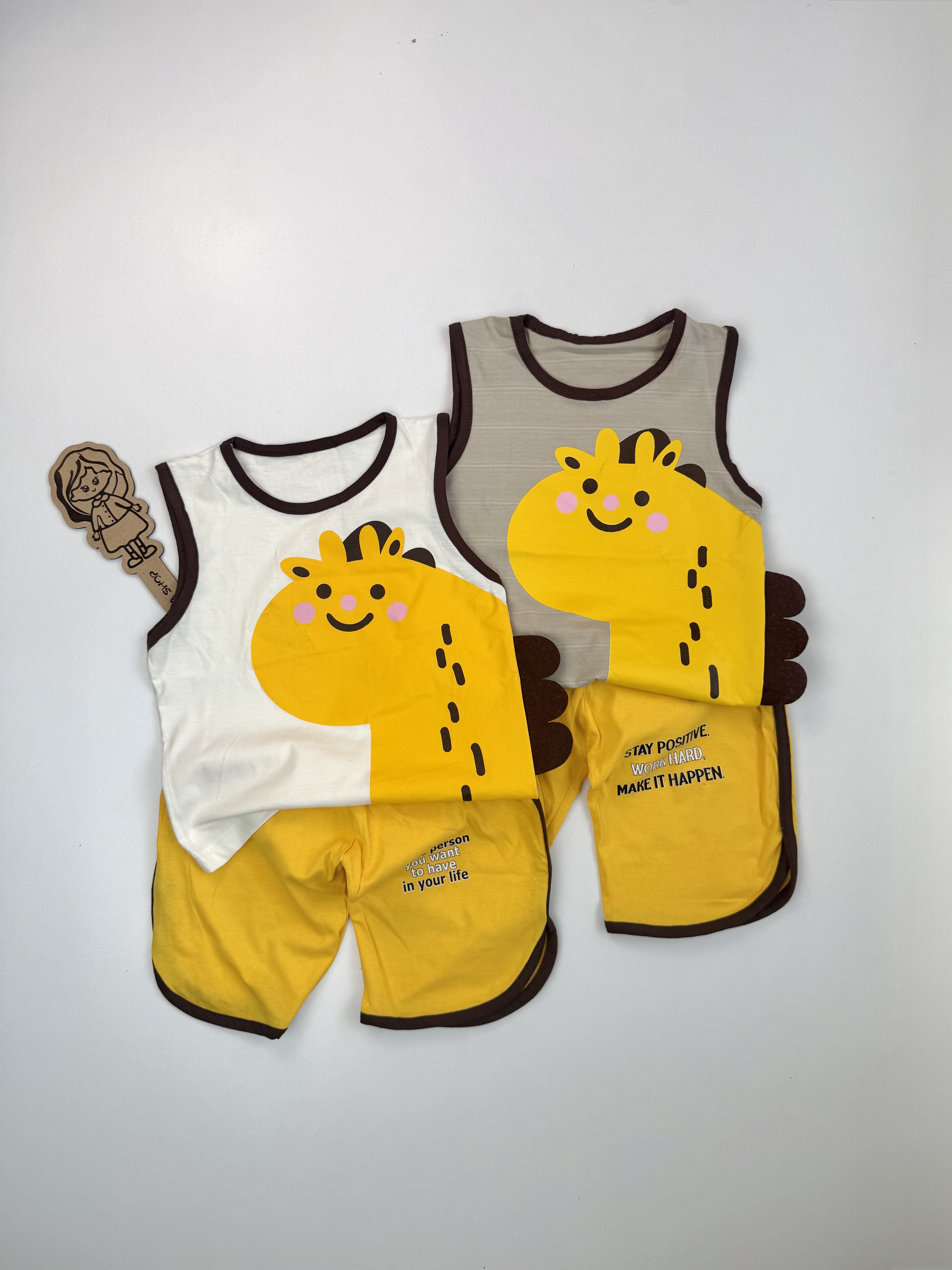 تاپ شورتک زرافه ای💛